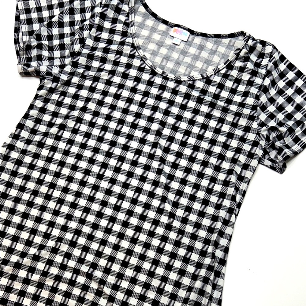 Black and White Gingham Patterned Tee